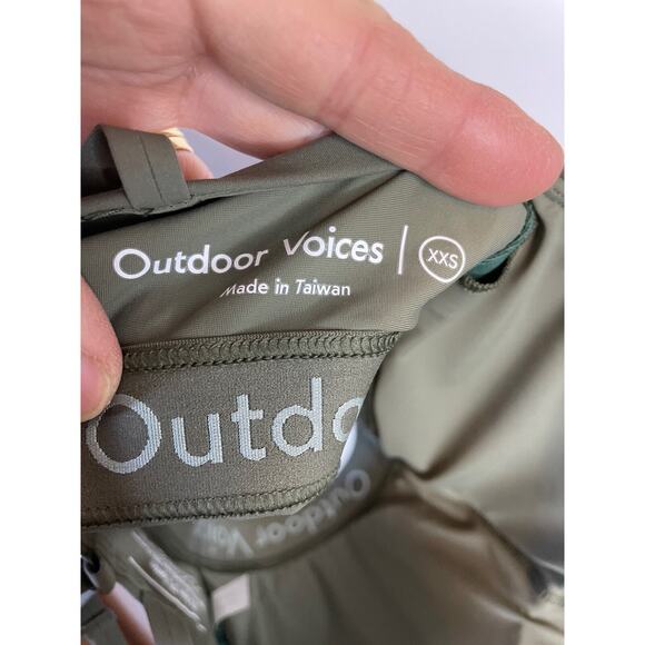 Outdoor Voices Women's Size XXS Zoom Double Strap Sports Bra Tea Tree Green NWT - Picture 10 of 10